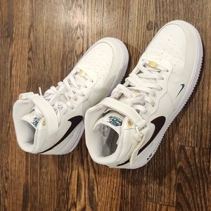 White Nike Air force 1